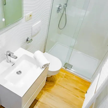 Mala Lejlighed Rab Town