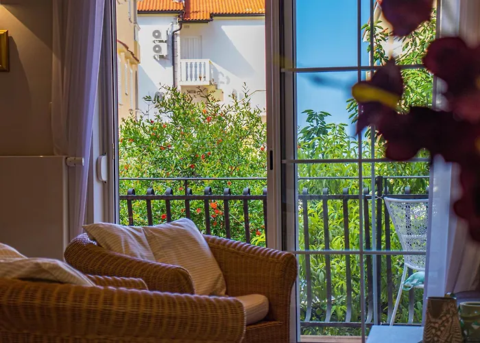 Mala Apartament Rab Town